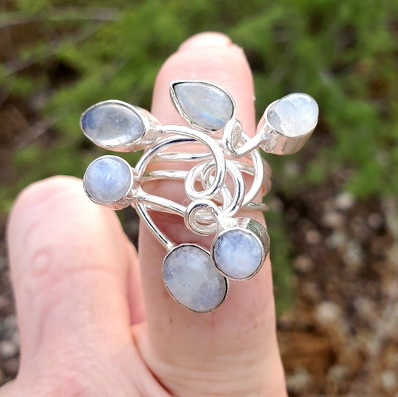 New Twisted Rainbow Moonstone Silver Statement Ring. - Picture 2 of 16